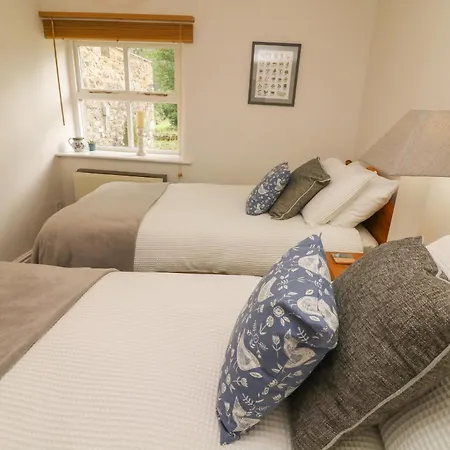 Nuthatch 斯基普顿